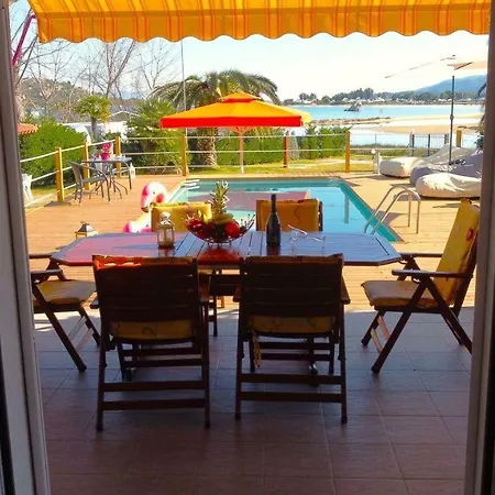 Villa Laguna
