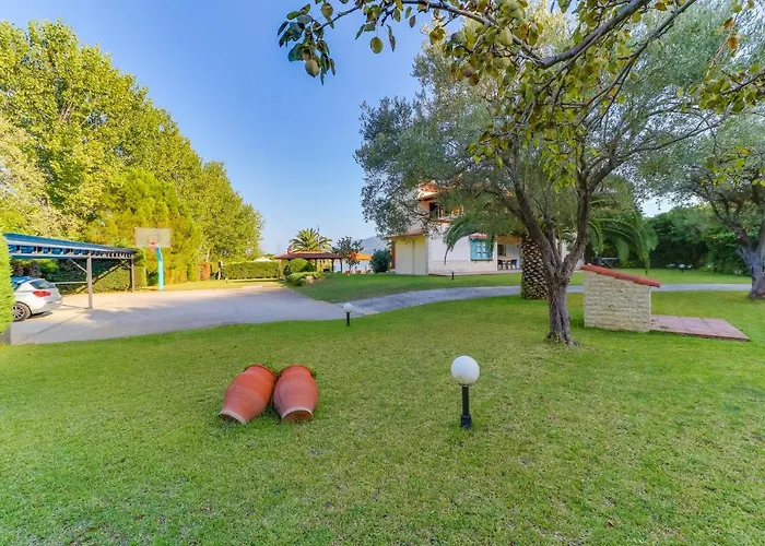 Villa Laguna *