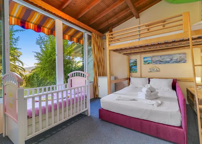 Villa Laguna *