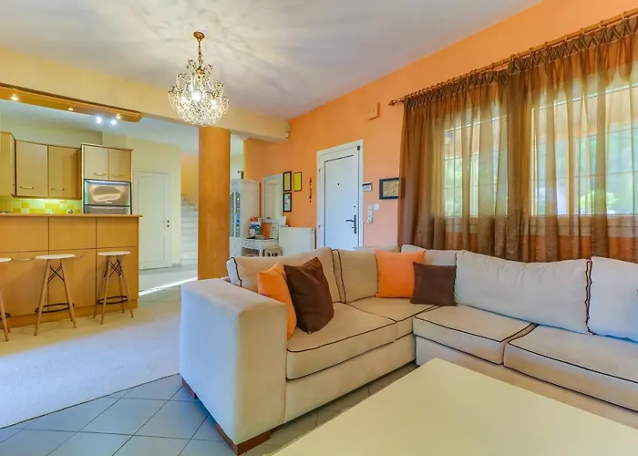 Villa Laguna *