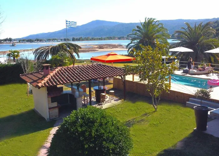 Laguna Villa *